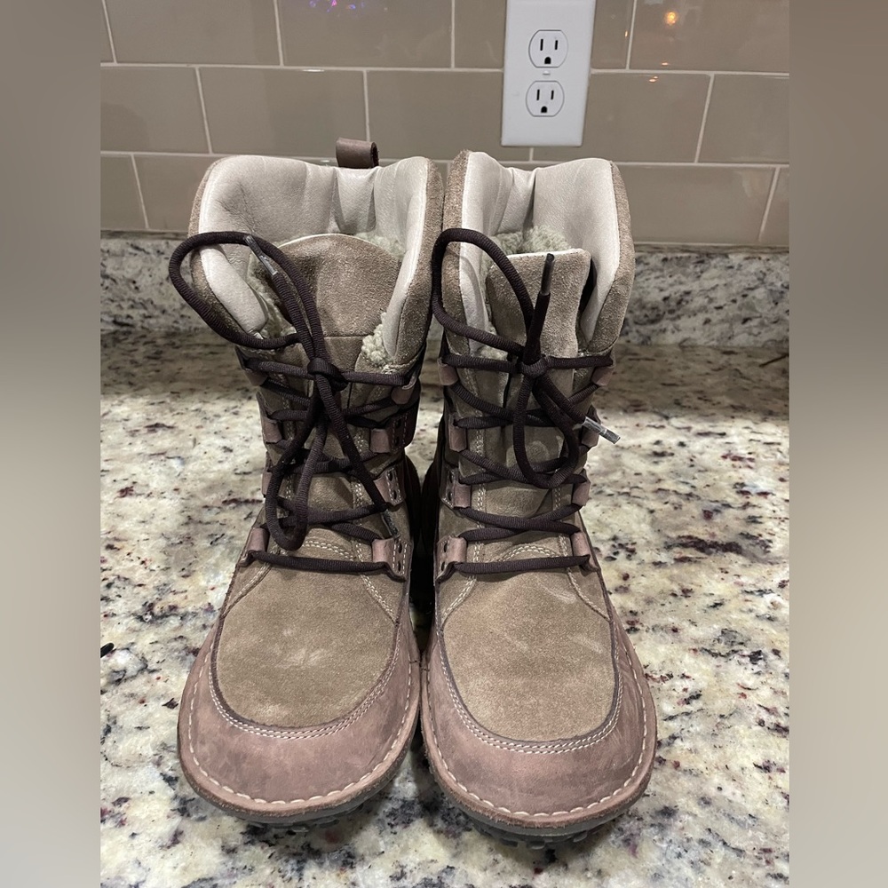 Womens sorel boots